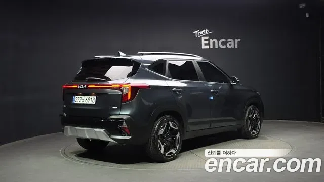 Kia Seltos бензин 1.6 Turbo 4WD Signature, миниатюра 5