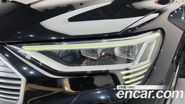Audi e-, миниатюра 16