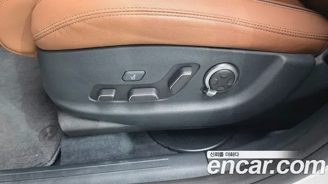 Genesis GV70 2.5T бензин AWD ( ), миниатюра 21