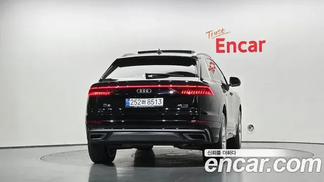 Audi Q8 45 TDI Premium, миниатюра 11
