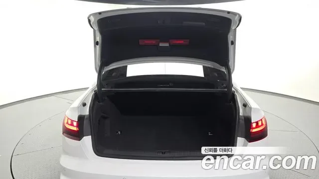 Audi A4 40 TFSI Premium, миниатюра 9