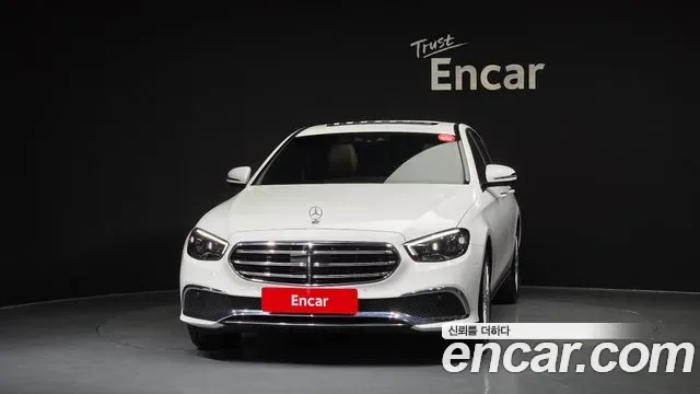 Mercedes-Benz E-Class E220d 4MATIC, миниатюра 27