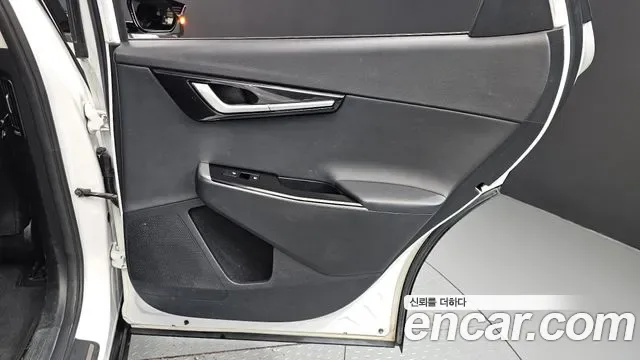 Kia EV6, миниатюра 7