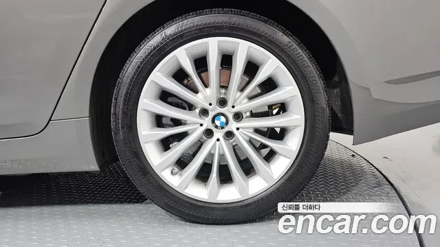 BMW 5 (G30) 530e, миниатюра 28