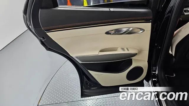 Genesis GV70 2.5T бензин AWD ( ), миниатюра 19