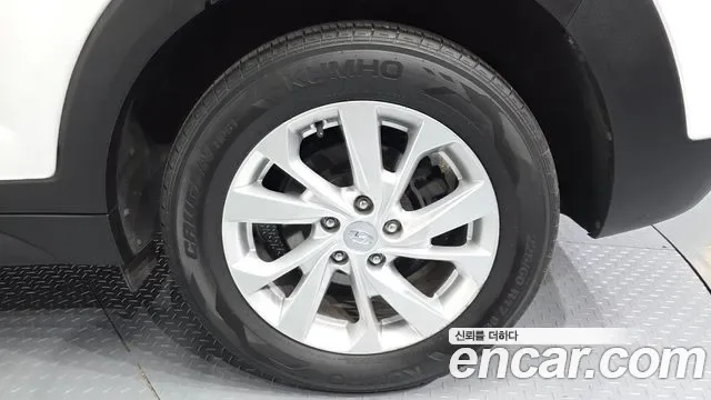 Hyundai TUCSON дизель 2.0 2WD, миниатюра 6