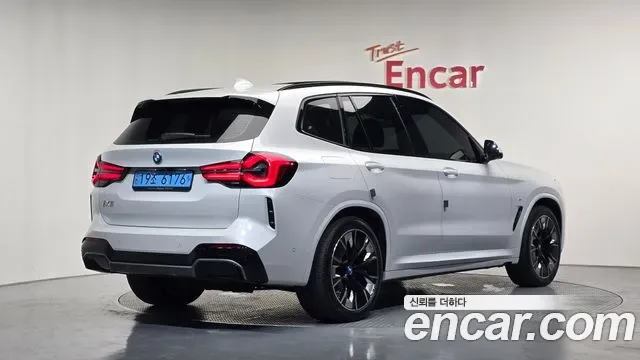 BMW iX3 M, миниатюра 24