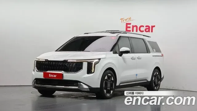 Kia Carnival дизель 7 мест Signature