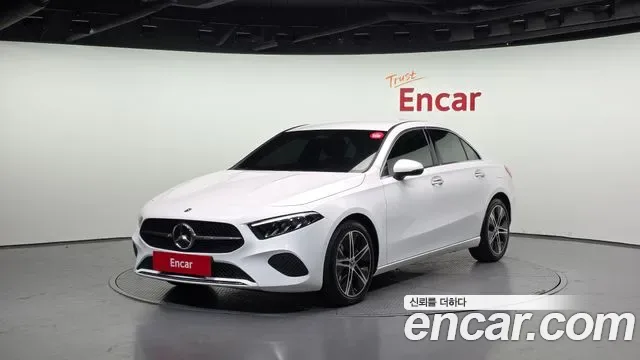 Mercedes-Benz A-Class A220, миниатюра 4