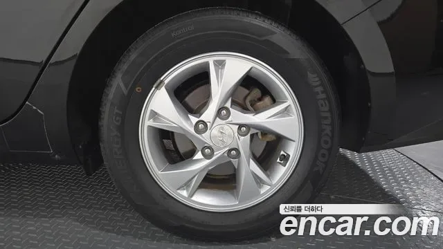 Hyundai Avante (CN7) 1.6 LPi ( ), миниатюра 4