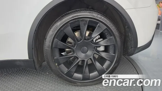 Tesla Y AWD, миниатюра 26