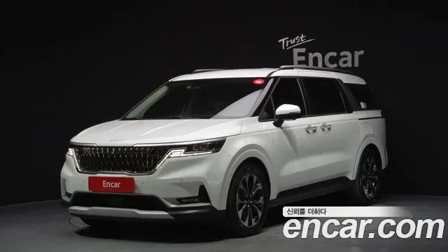 Kia Carnival дизель 9 мест Prestige