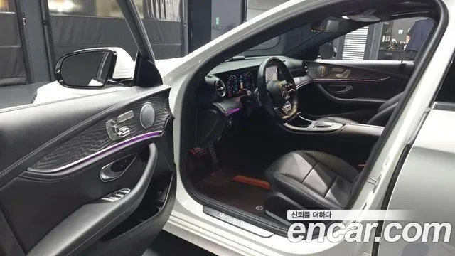 Mercedes-Benz E-Class E350 4MATIC AMG Line, миниатюра 21