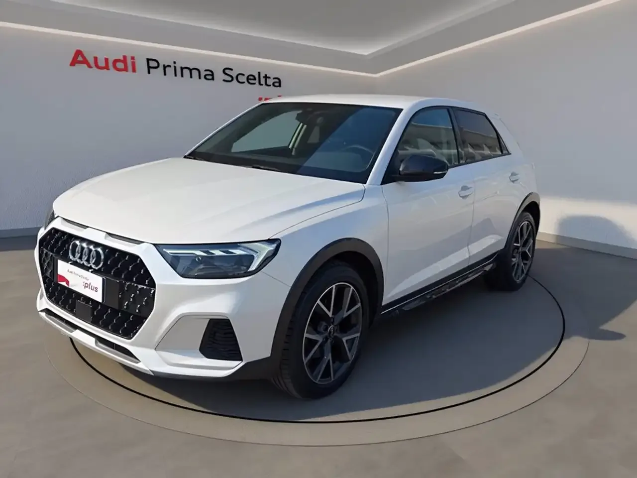 Audi A1 citycarver 25 1.0 tfsi admired 95cv
