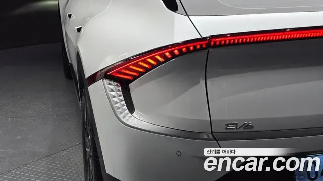 Kia EV6, миниатюра 9