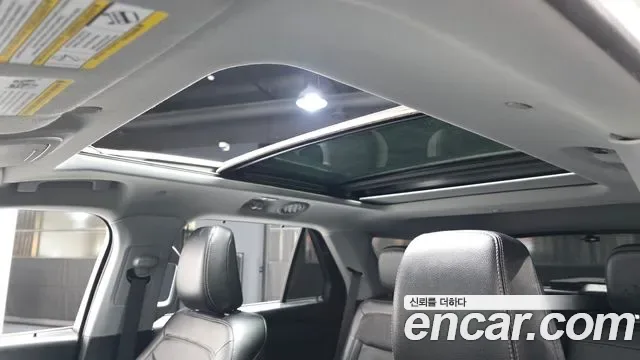 Ford Explorer 3.0 PHEV, миниатюра 8