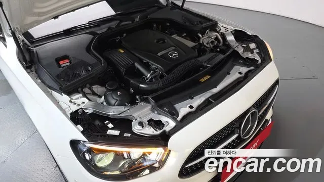 Mercedes-Benz E-Class E250 AMG Line, миниатюра 15
