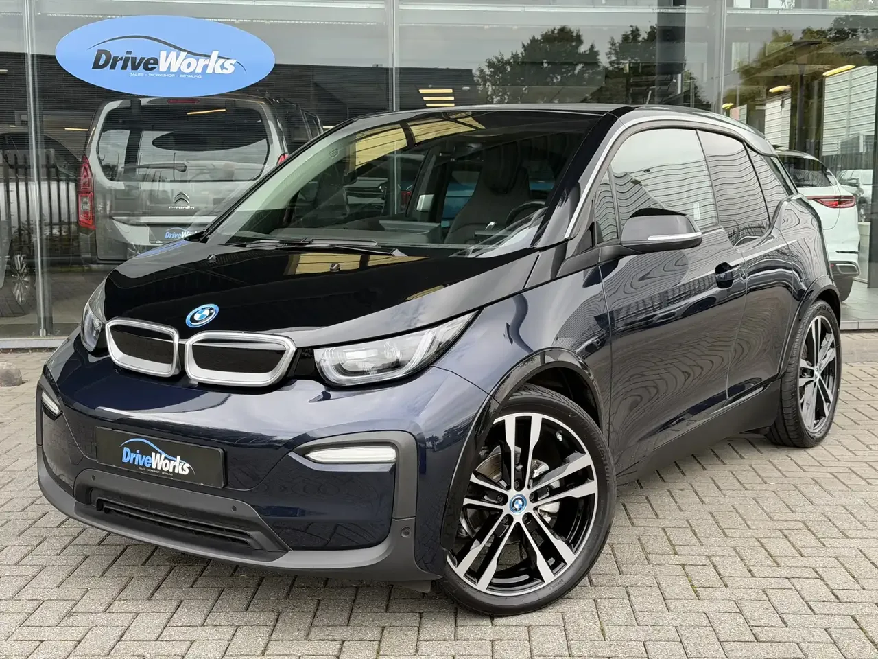 BMW i3 Executive Edition 120Ah 42 kWh PANO LEER Ada