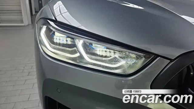 BMW 8 (G15) M850i xDrive, миниатюра 27