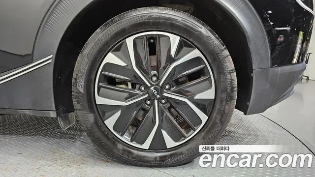 Kia EV6, миниатюра 29
