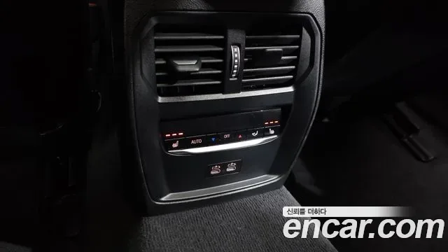 BMW i4 M50, миниатюра 23