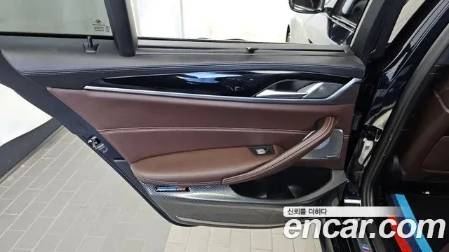 BMW 5 (G30) M550i xDrive, миниатюра 21