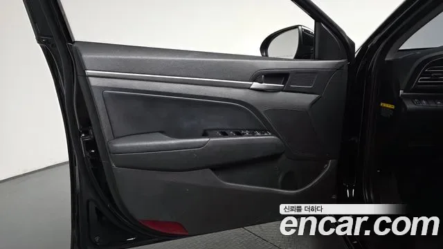 Hyundai Avante AD, миниатюра 24