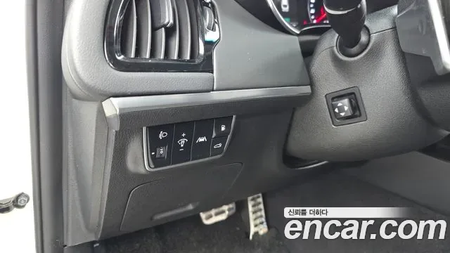 Kia Stinger, миниатюра 11