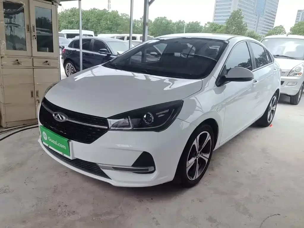 Chery Arrizo 5