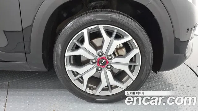Kia Seltos бензин 1.6 Turbo 2WD