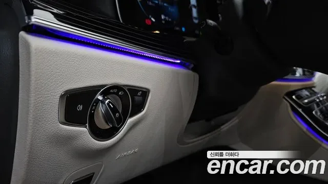Mercedes-Benz E-Class E450 4MATIC, миниатюра 20