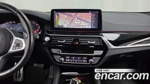 BMW 5 (G30) M550i xDrive, миниатюра 16