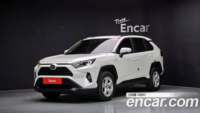 Toyota RAV4 2.5 2WD гибрид