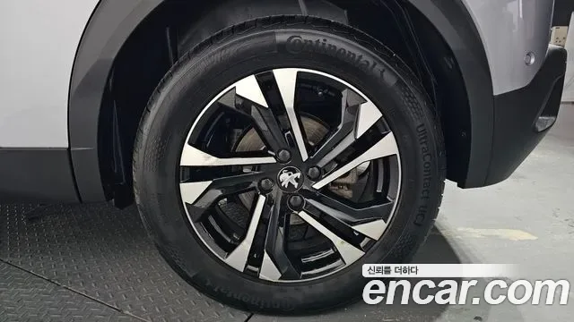 Peugeot E-2008 EV GT, миниатюра 19