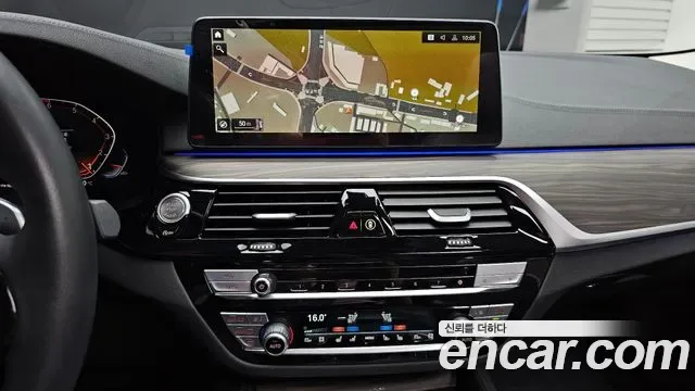 BMW 5 (G30) 530i xDrive, миниатюра 8