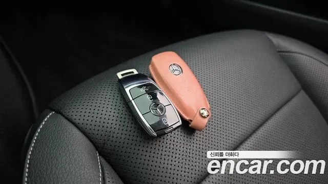 Mercedes-Benz E-Class E250, миниатюра 9