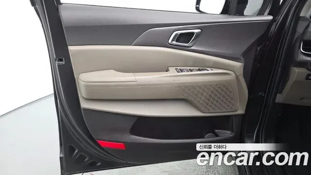 Kia Carnival дизель 9 мест, миниатюра 2