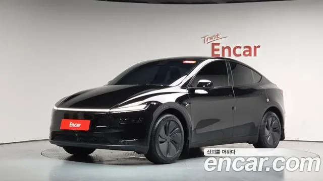 Tesla Y RWD
