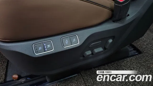 Hyundai Staria HEV 1.6 Lounge 7 мест Inspiration, миниатюра 16