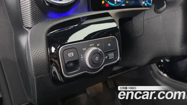 Mercedes-Benz A-Class A220, миниатюра 11