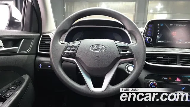 Hyundai TUCSON дизель 2.0 2WD, миниатюра 27