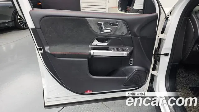 Mercedes-Benz GLB GLB250 4MATIC, миниатюра 3