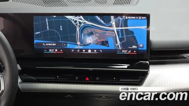 BMW 5 (G60) 520i M, миниатюра 15