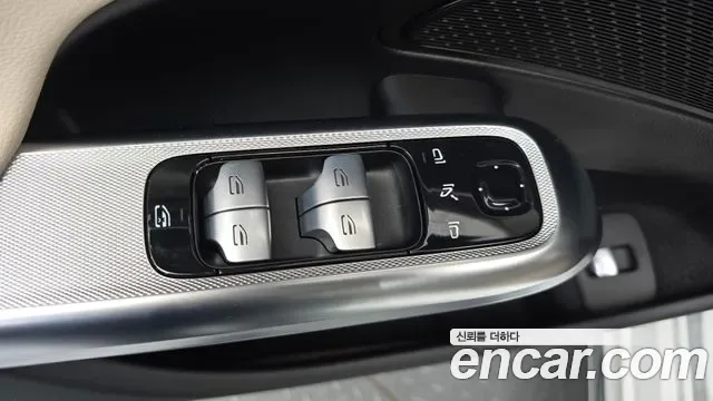 Mercedes-Benz E-Class E200 AMG Line, миниатюра 16