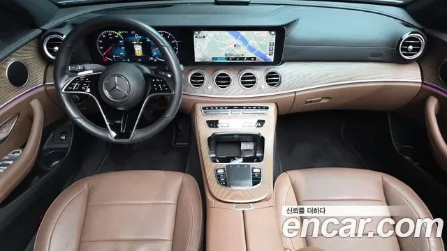 Mercedes-Benz E-Class E250, миниатюра 12