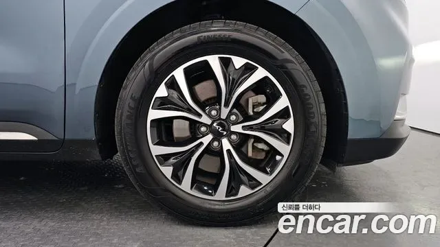 Kia Carnival бензин 9 мест, миниатюра 23