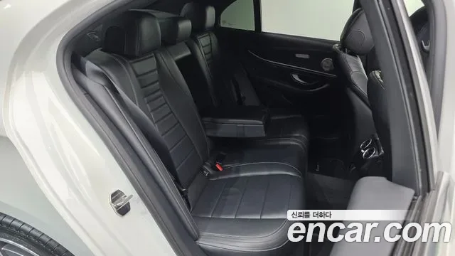 Mercedes-Benz E-Class E220d 4MATIC AMG Line, миниатюра 14
