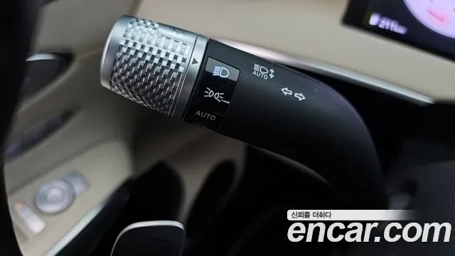 Genesis GV70 2.5T бензин AWD ( ), миниатюра 30