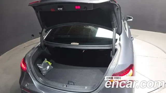 Mercedes-Benz E-Class E450 4MATIC, миниатюра 17