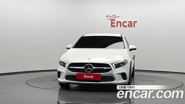 Mercedes-Benz A-Class A220, миниатюра 8